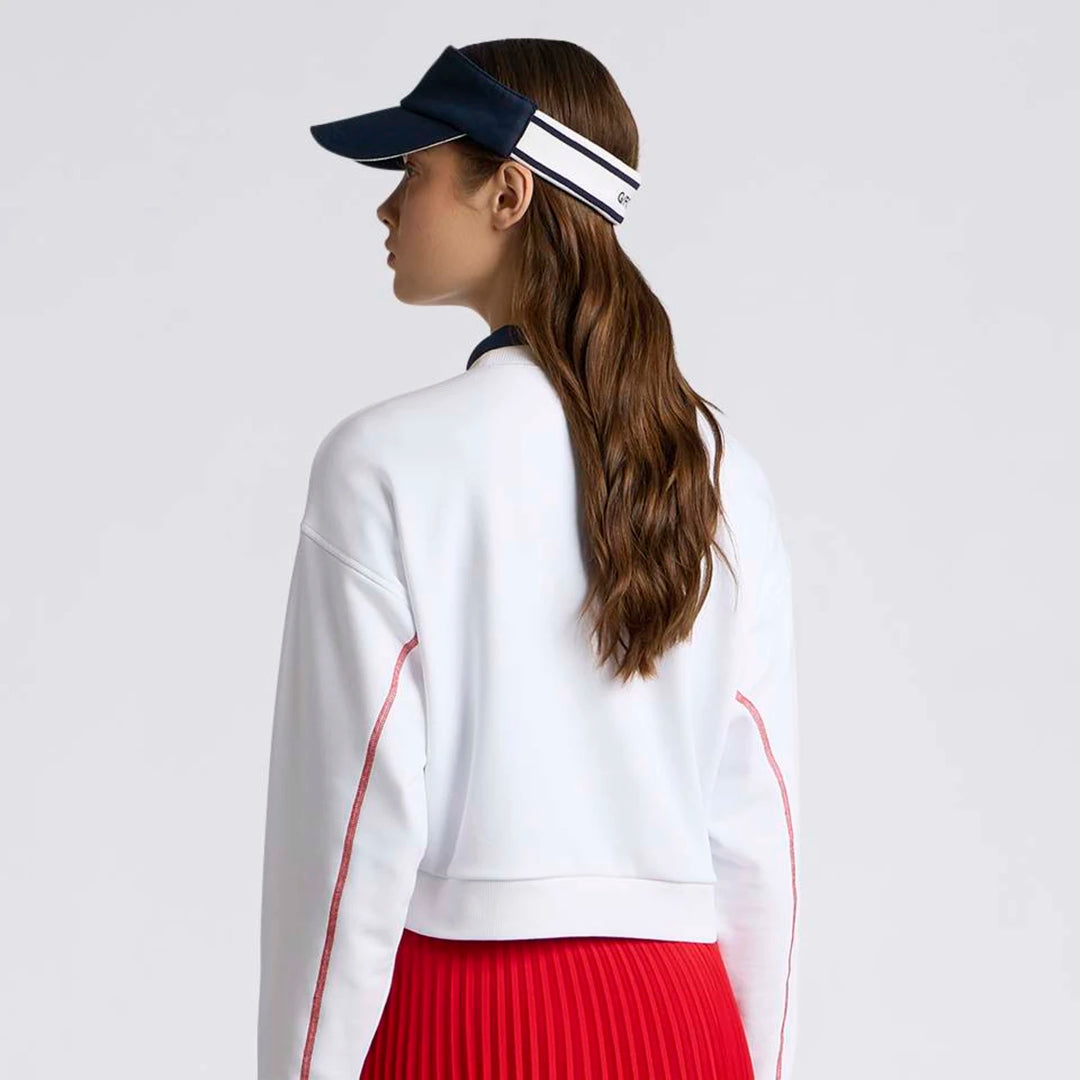 The Classic Pullover - Snow