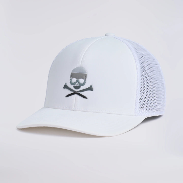SKULL &amp;amp; TEES MID TRUCKER HAT - Snow