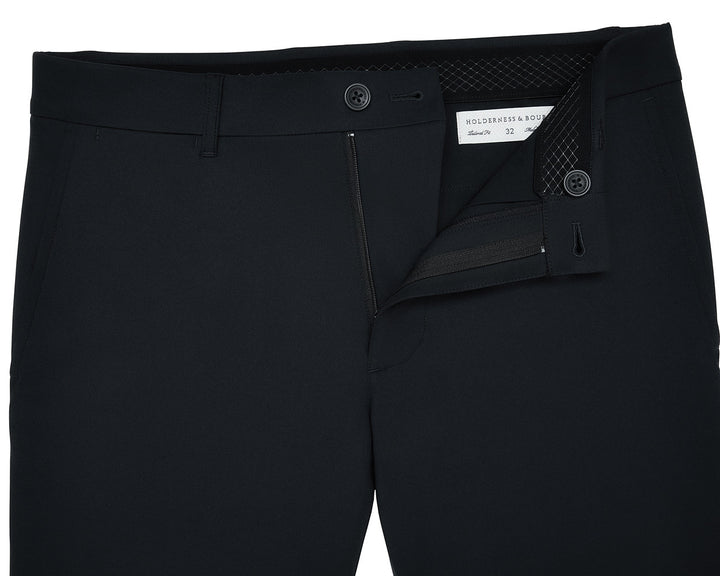 The Harwood Short - Black